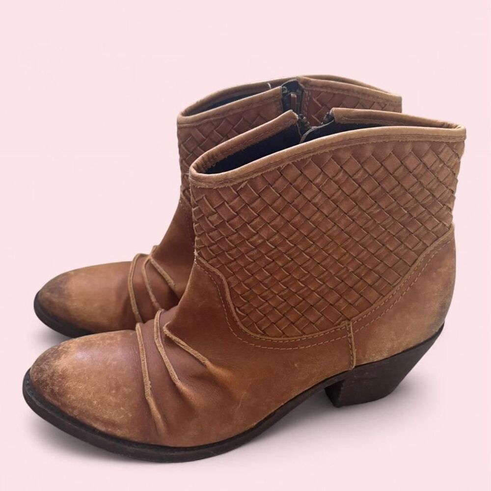 Unbranded Women's Brown and Tan Boots